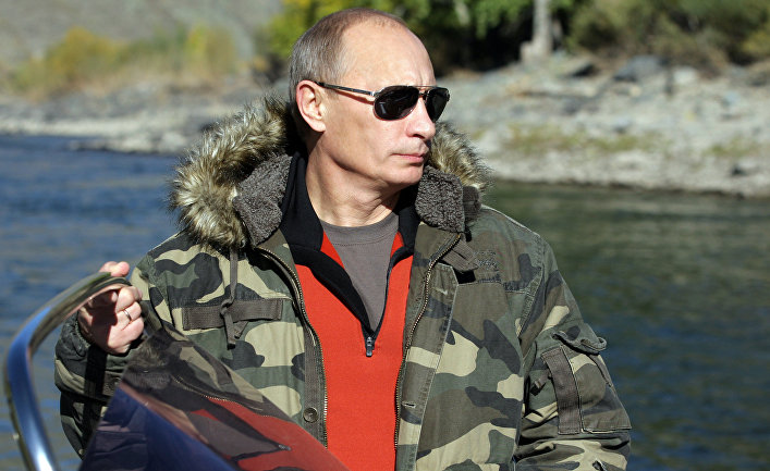 В.Путин во время экспедиции в "Убсунурскую котловину"